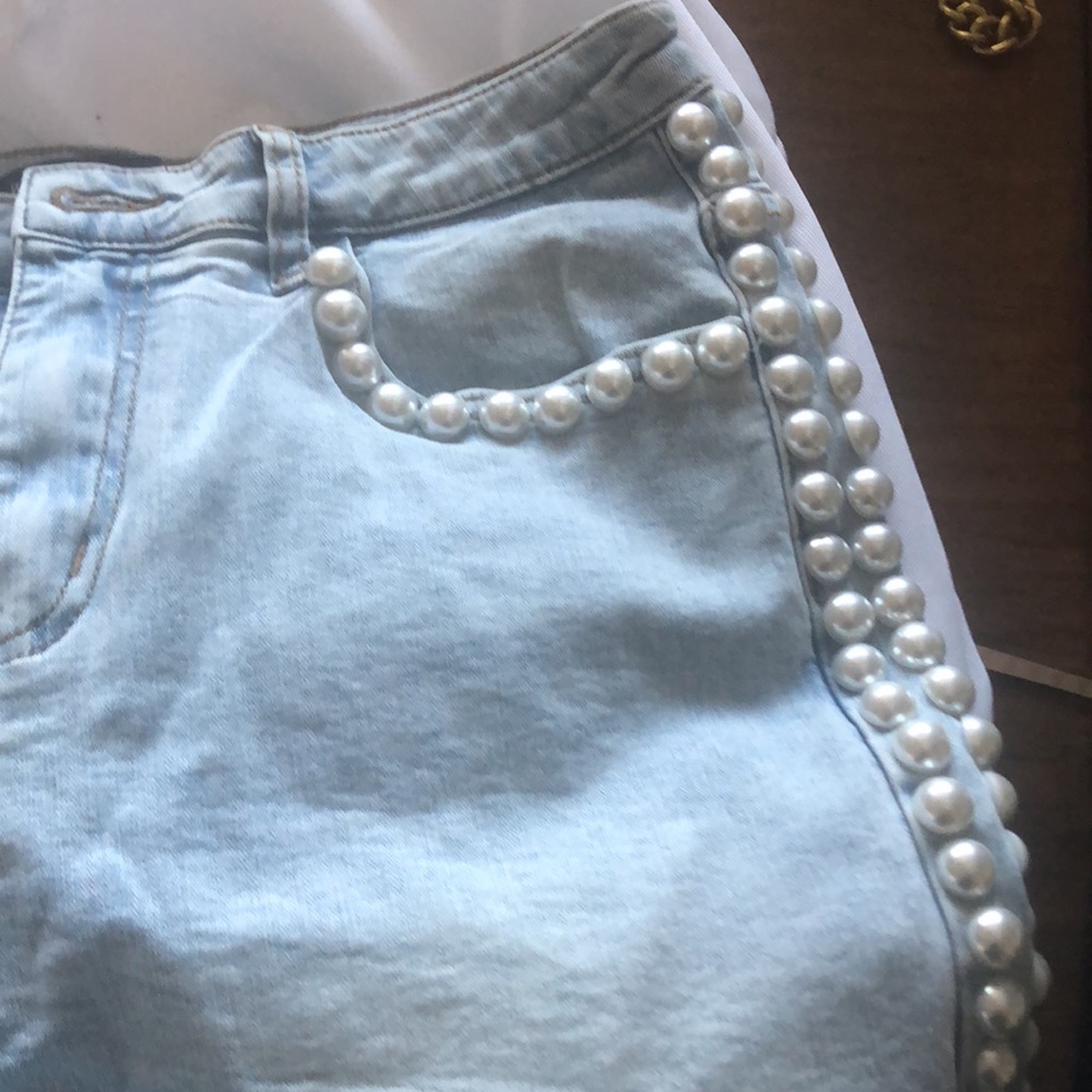 Boston Proper Faux Pearl Embellished Shorts NWOT Sz 8 - Picture 4 of 5